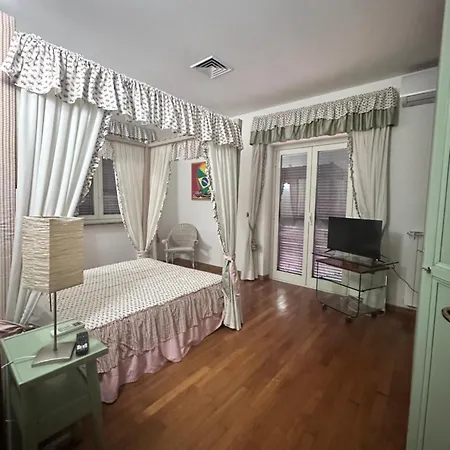 فندق مبيت وإفطار Garden *