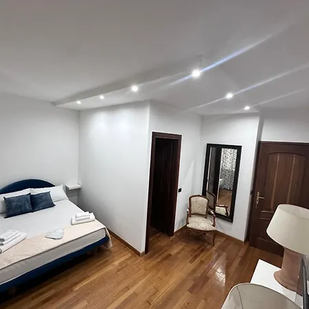 Garden فندق مبيت وإفطار *