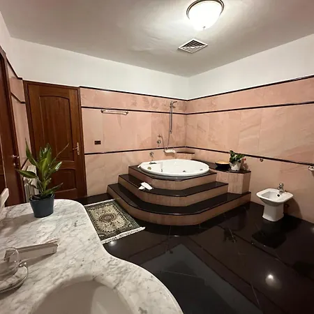 Garden فندق مبيت وإفطار ساباوديا
